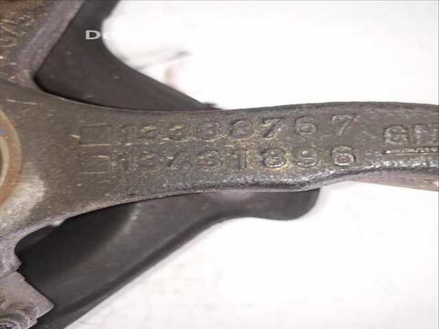 Mangueta Delantera Izquierda Opel Corsa 1.4 08 68) 90CV