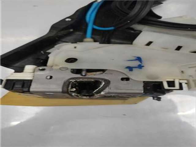 Foto 3ª: Cerradura Puerta Trasera Izquierda Mercedes Clase E 180 E 220 BLUEEFFICIENCY 170CV 125KW