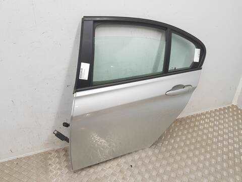Foto 2ª: Puerta Trasera Izquierda Bmw Serie 3 315 318D [B47D20A] (2015)