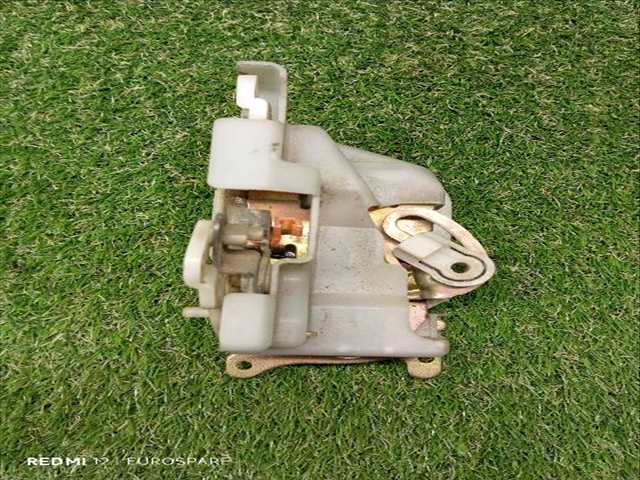 Foto 2ª: Cerradura Puerta Trasera Izquierda Mitsubishi L200 2.5 D 4P CAJA ABIERTA [4D56] (1999)