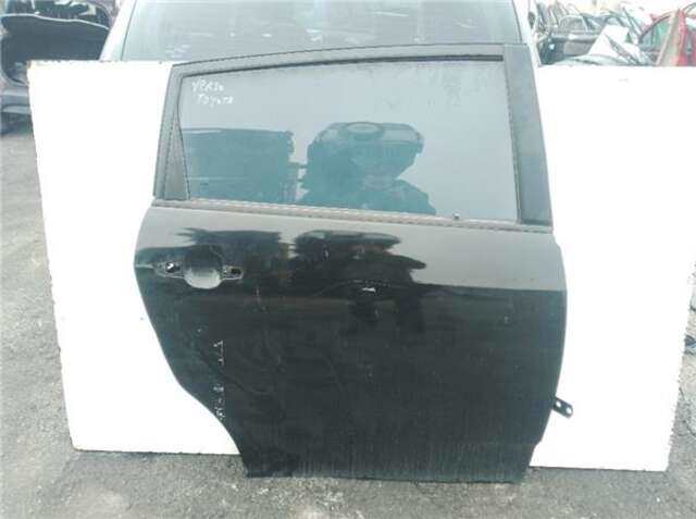 Puerta Trasera Derecha Toyota Corolla 2.2 D-4D