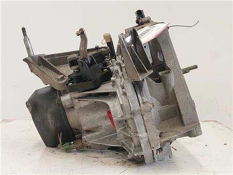 Foto 4ª: Caja Cambios Renault Megane 1.6 16V BM0C CM0C) 113CV 83KW II BM0/1_ CM0/1_) [G/ K4M T 7] (2003)