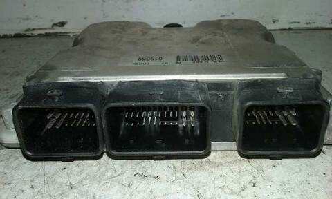 Foto 3ª: Centralita Motor ECU Citroen C8 2.2 HDI FAP CAT 4HW) 128CV 94KW [4HWDW12TED4] (2005)