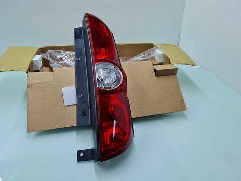 Piloto Trasero Derecho Fiat Doblo DYNAMIC 90CV 66KW