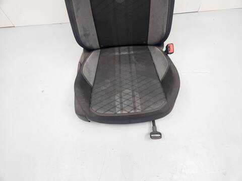 Foto 3ª: Asiento Delantero Derecho Volkswagen Polo LIFE 95CV 70KW [DLAC] (2022)