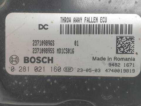 Foto 2ª: Centralita Motor ECU Renault Trafic L1H1 28T (2014)