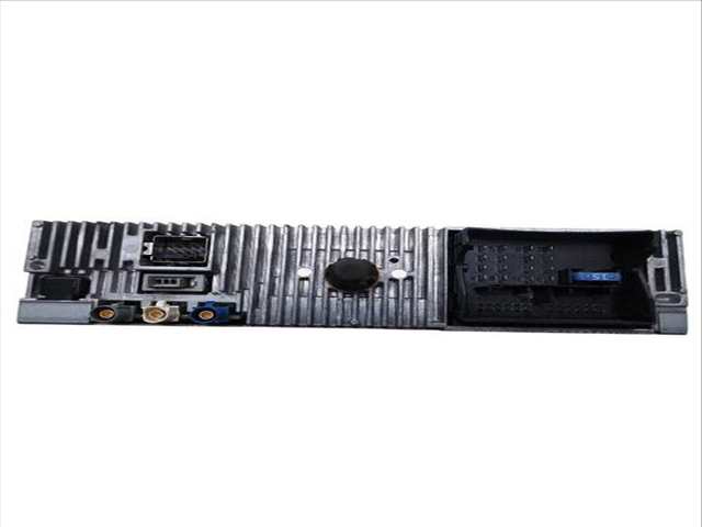 Foto 2ª: Sistema Audio Radio CD Opel Kadett 1.6 I C08 C48 D08 D48) HATCHBACK (1984)