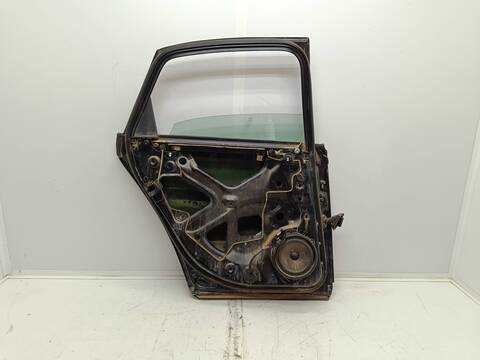 Foto 3ª: Puerta Trasera Izquierda Audi A4 2.0 TDI 16V 103KW) BERLINA 140CV [BRE] (2006)