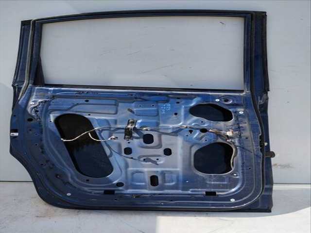 Foto 4ª: Puerta Trasera Izquierda Ssangyong Rodius 2.7 TD CAT 163CV 120KW [D27DT] (2008)