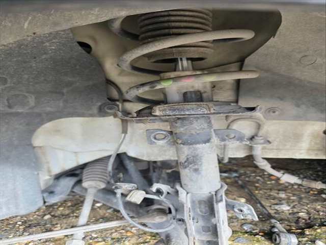 Amortiguador Delantero Derecho Ford Fiesta XUJB