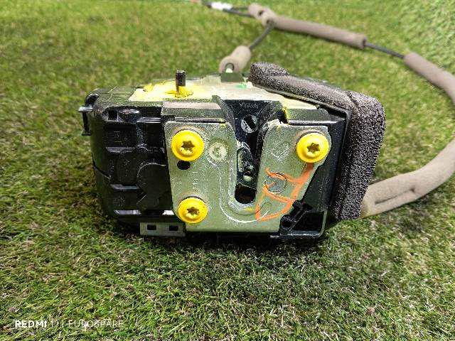 Cerradura Puerta Trasera Derecha Nissan Navara 2.3 TD D23