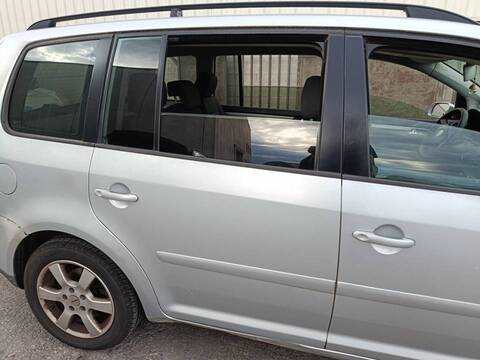 Puerta Trasera Derecha Volkswagen Touran AZV