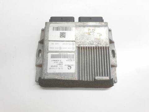 Foto 3ª: Centralita Motor ECU Dacia Sandero EXPRESSION (2022)