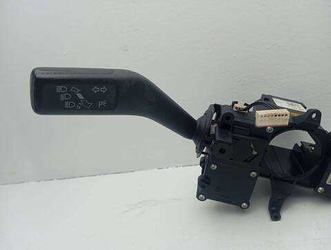 Foto 2ª: Mando Luces Volkswagen Passat BASICO 160CV 118KW [CDA] (2015)