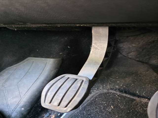 Pedal Embrague Peugeot 308 YHZ