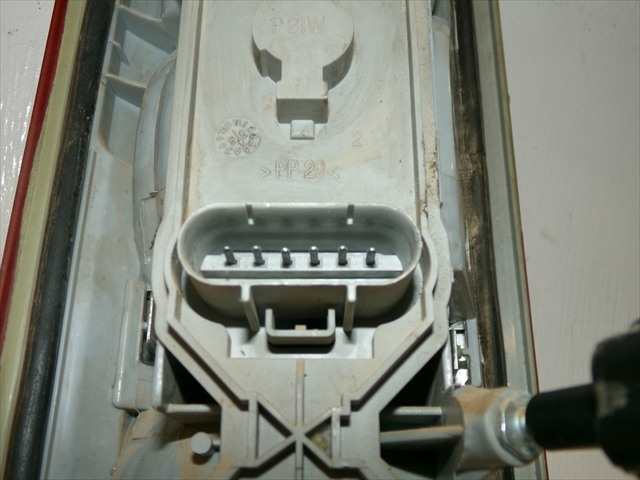 Foto 3ª: Piloto Trasero Derecho Ford Tourneo 1.8 TDCI 2003-2010 [HCPA] (2005)