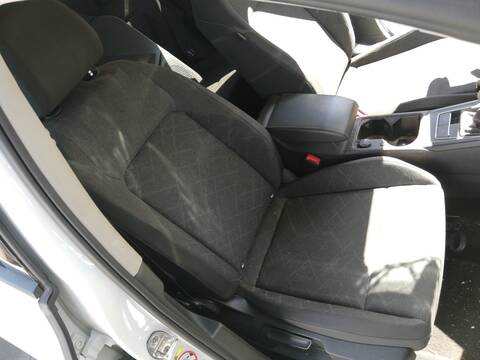 Asiento Delantero Derecho Volkswagen Golf DTRD