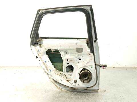 Foto 4ª: Puerta Trasera Izquierda Opel Astra 1.6 CDTI 35) 110CV 81KW [B16DTL] (2015)