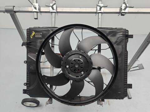 Foto 3ª: Electroventilador Mercedes Clase A 140 A 200 CDI - D 176.008) 136CV 100KW [OM 651.930] (2014)