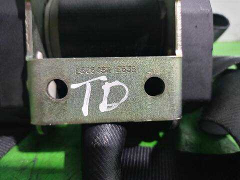 Foto 3ª: Cinturón Trasero Derecho Citroen C4 COLLECTION 90CV [9HXDV6ATED4] (2004)