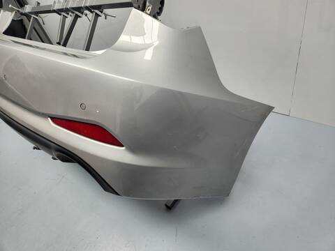 Foto 3ª: Paragolpes Trasero Hyundai i40 STYLE 141CV 104KW [D4FD] (2015)
