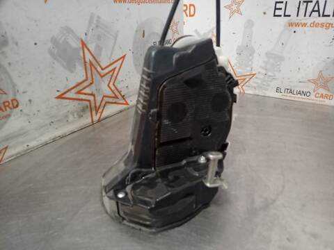 Foto 3ª: Cerradura Puerta Trasera Derecha Toyota Yaris HYBRID ACTIVE 101CV 74KW [1NZ] (2019)