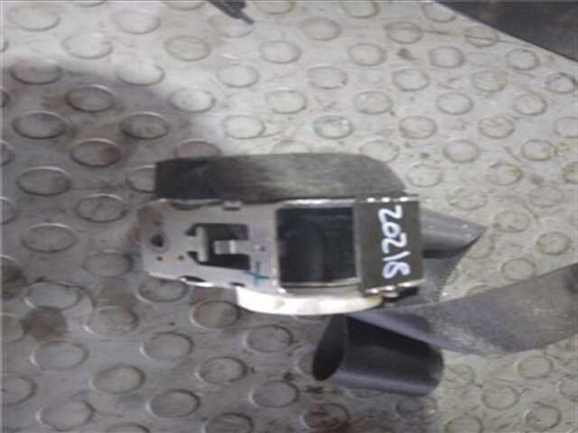 Foto 3ª: Cinturón Trasero Izquierdo Ford Focus 1.6 AMBIENTE (D) [1.6 LTR. - 66 KW TDCI CAT]