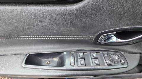 Botonera Elevalunas Renault Scenic PRIVILEGE 131CV 96KW
