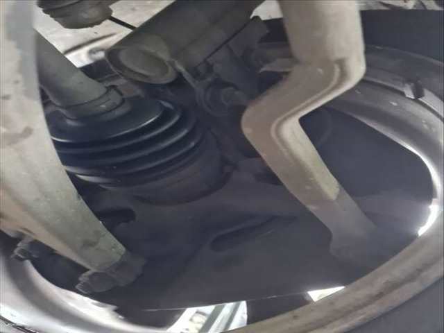 Mangueta Delantera Izquierda Mercedes Clase A 140 A 180 CDI 169.007) 109CV 80KW