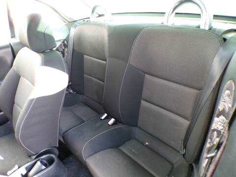 Asientos Traseros Peugeot 207 5FX COUPE