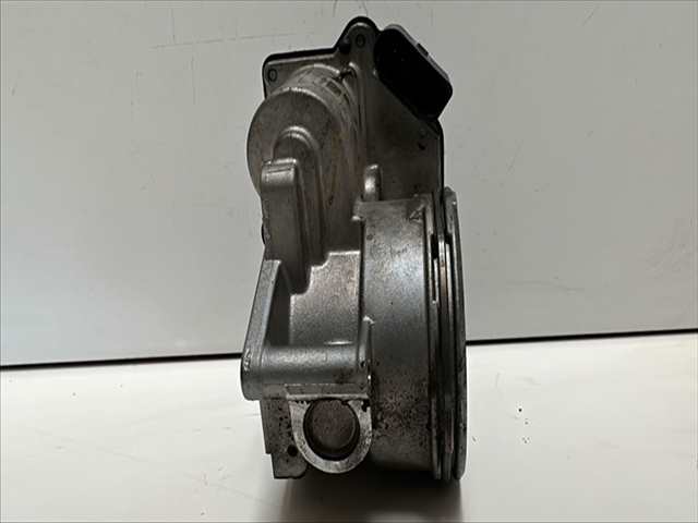 Foto 2ª: Caja Mariposa Volkswagen Touran 1.9 TDI [BLS] (2010)