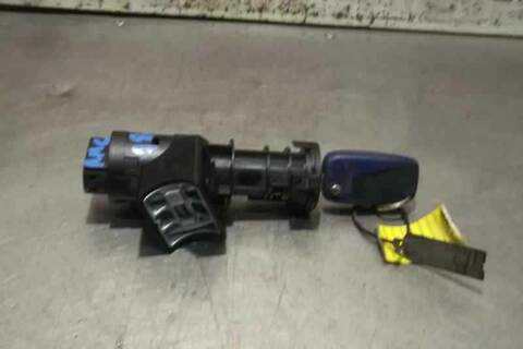 Foto 4ª: Motor de Arranque Fiat Stilo 1.9 JTD 115 115CV 85KW [192A1000] (2005)