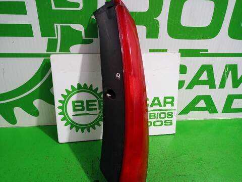 Foto 3ª: Piloto Trasero Derecho Citroen C5 2.0 HDI 109CV [RHZDW10ATED] (2001)