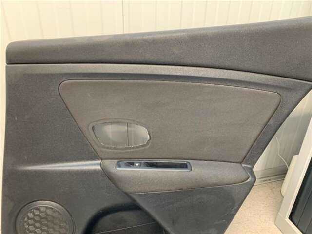 Foto 2ª: Tapizados Cartoneras Renault Megane 1.5 AUTHENTIQUE [1.5 LTR. - 63 KW DCI DIESEL CAT] III BERLINA 5P (2008-_)