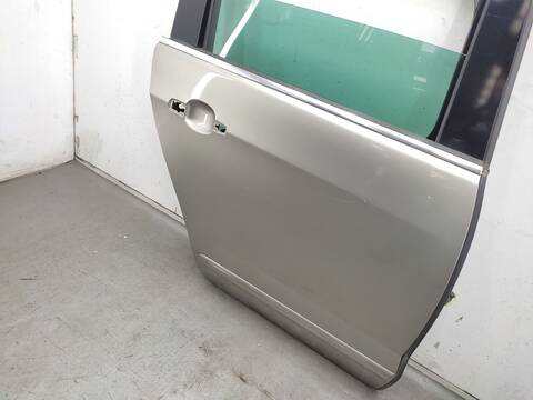 Foto 2ª: Puerta Trasera Derecha Peugeot 5008 1.6 HDI 114CV 84KW [9H05] (2013)