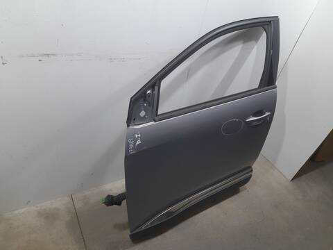 Foto 3ª: Puerta Delantera Izquierda Peugeot 5008 1.2 HYBRID MRHNYH MRHNYW MRHNSU MRHNSM MRHPY) 136CV 100KW [HN09] (2024)