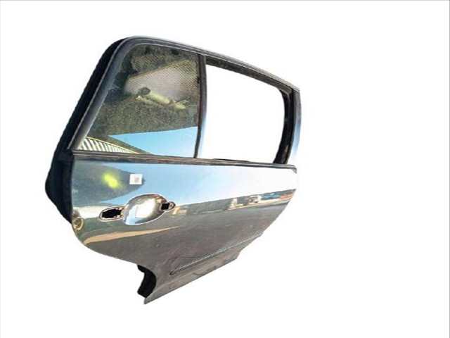 Foto 3ª: Puerta Trasera Derecha Volkswagen Golf 1.9 TDI (2004)