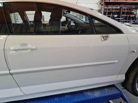 Puerta Delantera Derecha Peugeot 407 3.0 HDI COUPE 241CV 177KW