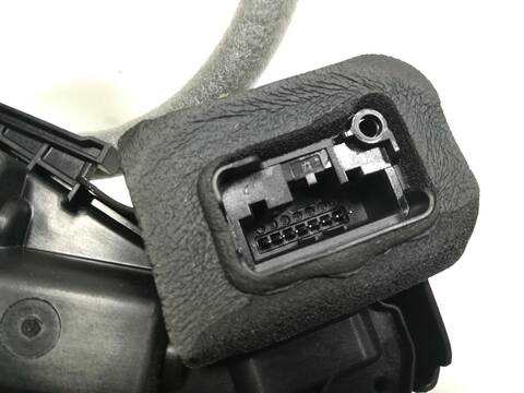 Foto 2ª: Cerradura Puerta Delantera Derecha Volkswagen Passat CUA (2015)