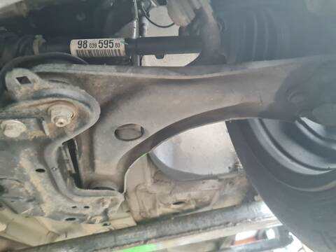 Brazo Suspension Delantero Izquierdo Peugeot 208 ACCESS 68CV 50KW
