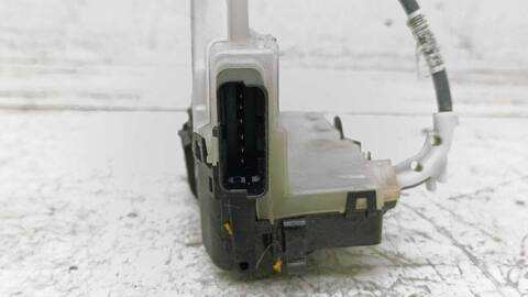 Foto 2ª: Cerradura Puerta Delantera Izquierda Opel Combo 1.5 D 102CV 75KW FURGON [YH01] (2021)