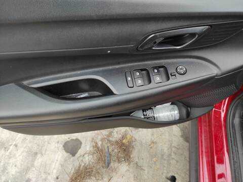 Botonera Elevalunas Hyundai i20 G4LF