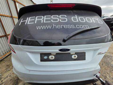 Portón Ford Fiesta XUJB