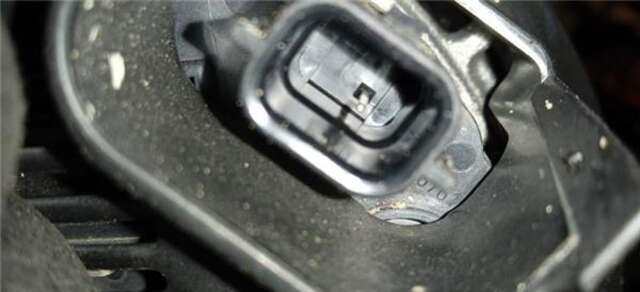 Foto 3ª: Alternador Mercedes Citan 1.5 110 CDI STANDARD (420.623) [1.5 LTR. - 70 KW CDI CAT] [K9KU876]