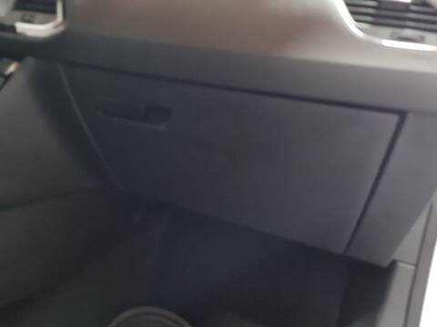 Guantera Seat Leon 2.0 TDI 150CV 110KW