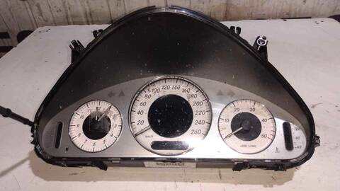Cuadro de Instrumentos Mercedes Clase E 180 BERLINA