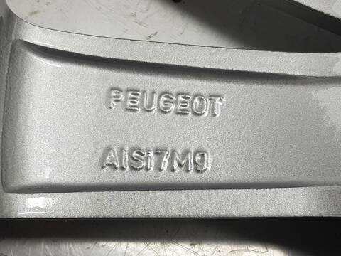 LLanta Aleacion Peugeot 208 STYLE