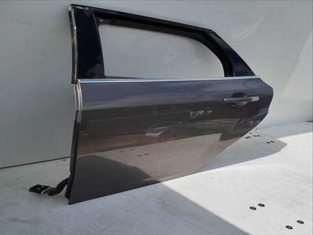 Foto 2ª: Puerta Trasera Izquierda Ford Focus EDITION 125CV 92KW [M1DA] (2014)