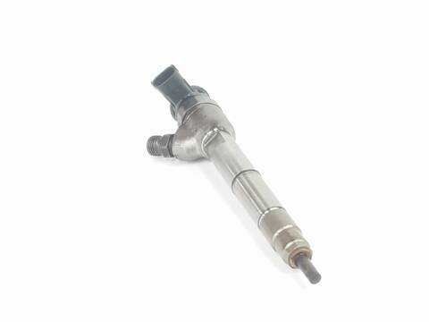 Foto 3ª: Inyectores Hyundai Santa Fe VERSION INDEFINIDA