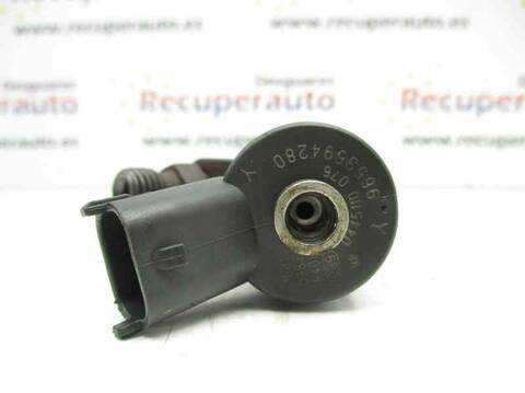 Foto 2ª: Inyectores Citroen Jumper 4HY FURGON (2006)